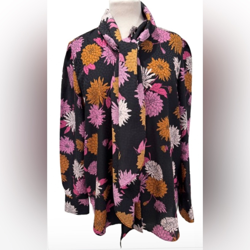 Size M Ann Taylor Floral Black Blouse with Tie Neck